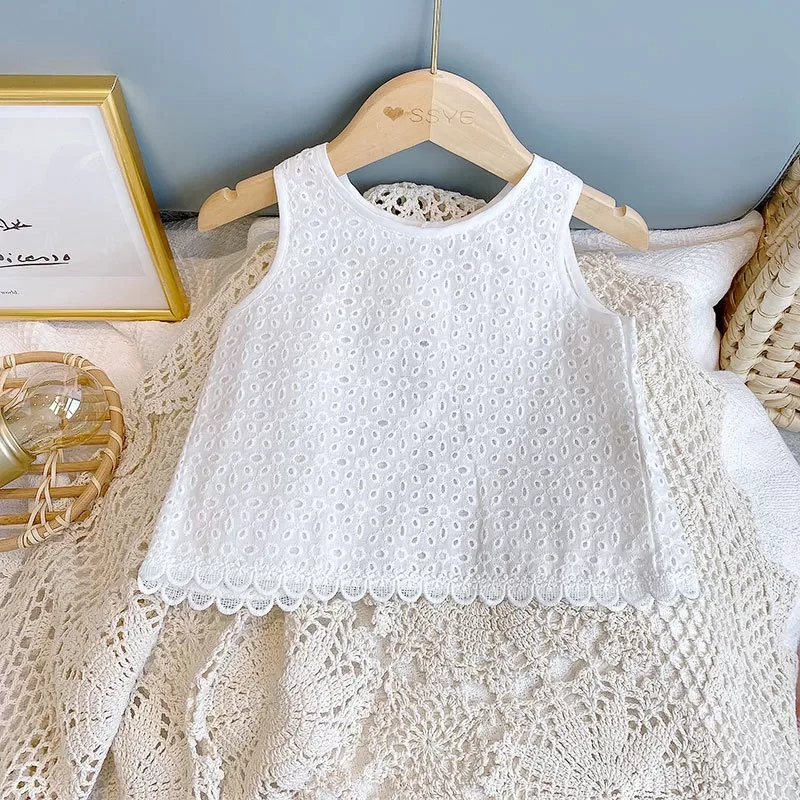 Girls 2022 Summer Clothing Sets Hollow Lace Suit Baby Casual Sleeveless T-shirt+Shorts Kids Clothing Sets Baby Clothes Outfits