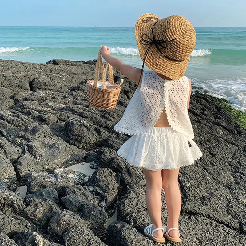 Girls 2022 Summer Clothing Sets Hollow Lace Suit Baby Casual Sleeveless T-shirt+Shorts Kids Clothing Sets Baby Clothes Outfits Girls 2022 Summer Clothing Sets Hollow Lace Suit Baby Casual Sleeveless T-shirt+Shorts Kids Clothing Sets Baby Clothes Outfits