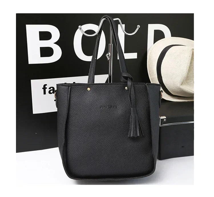 New 2023 New Large Capacity Lychee Pattern Handbags Women's European and American Retro Fashion Tassel Four-Piece Women's Bag New 2023 New Large Capacity Lychee Pattern Handbags Women's European and American Retro Fashion Tassel Four-Piece Women's Bag